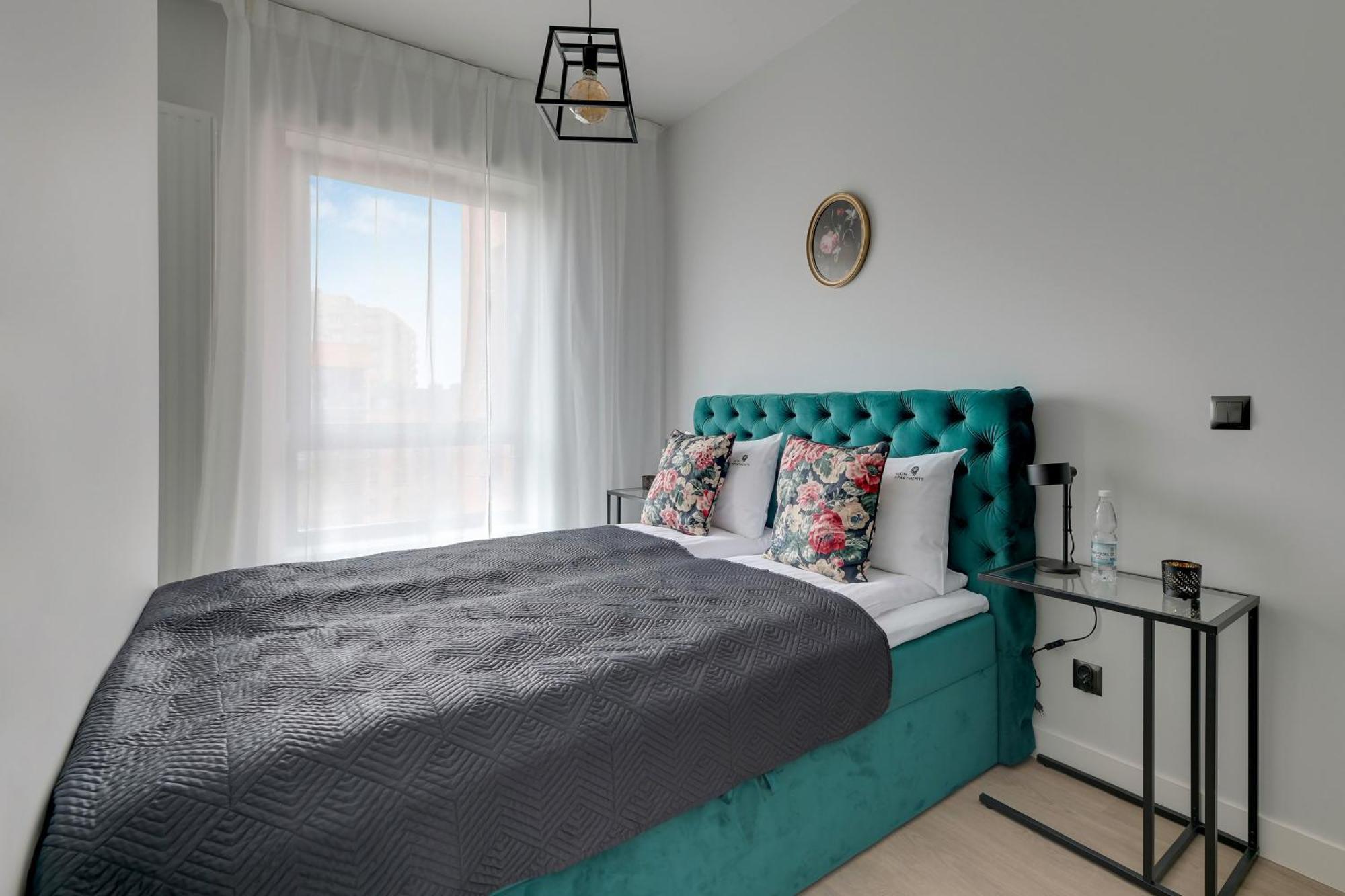 Scala City Center Apartments & Studios By Lion Apartments กดัญสก์ ภายนอก รูปภาพ