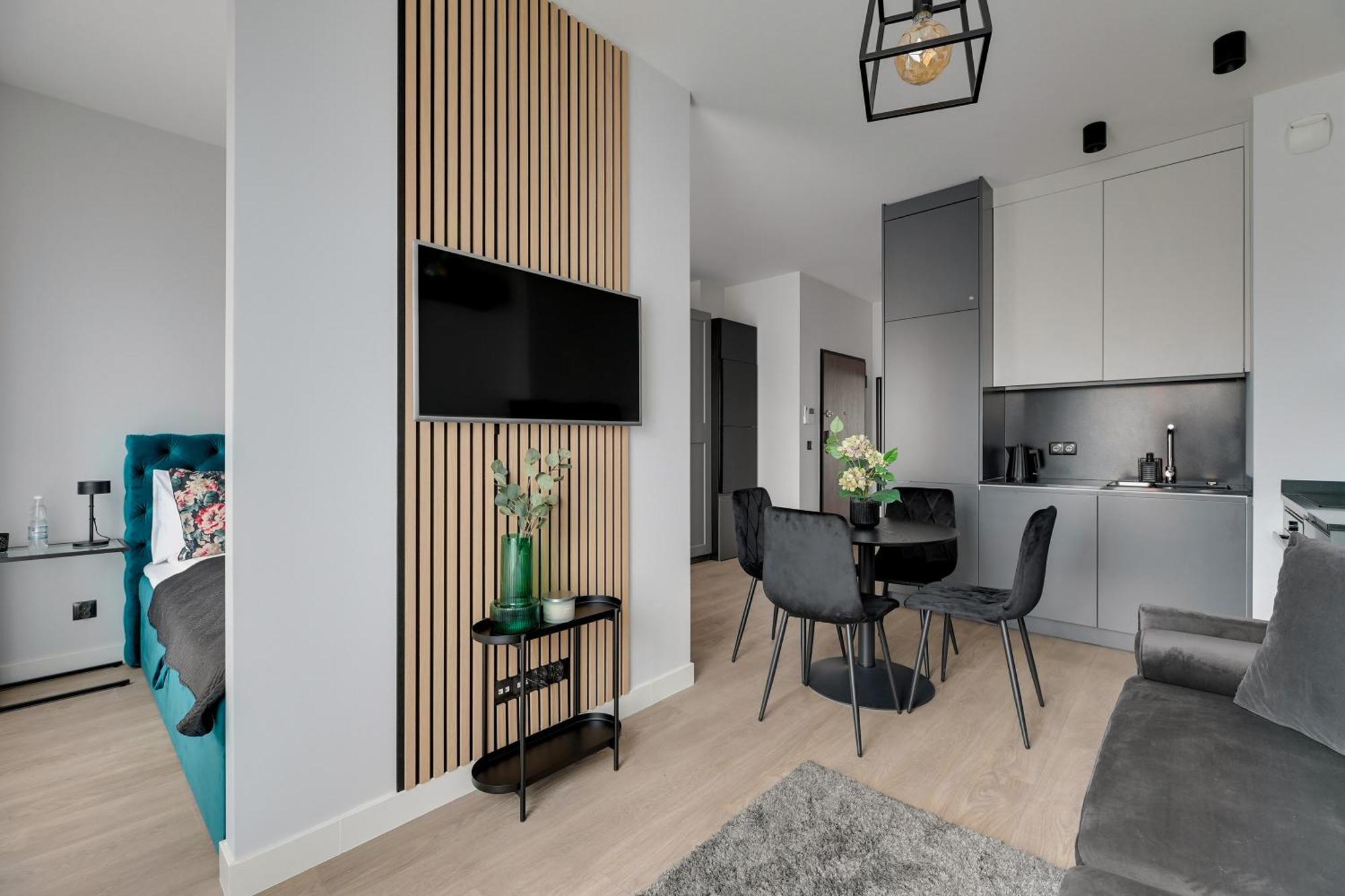 Scala City Center Apartments & Studios By Lion Apartments กดัญสก์ ภายนอก รูปภาพ