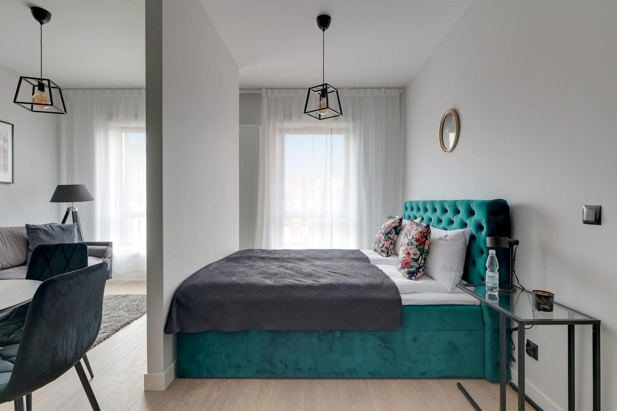 Scala City Center Apartments & Studios By Lion Apartments กดัญสก์ ภายนอก รูปภาพ