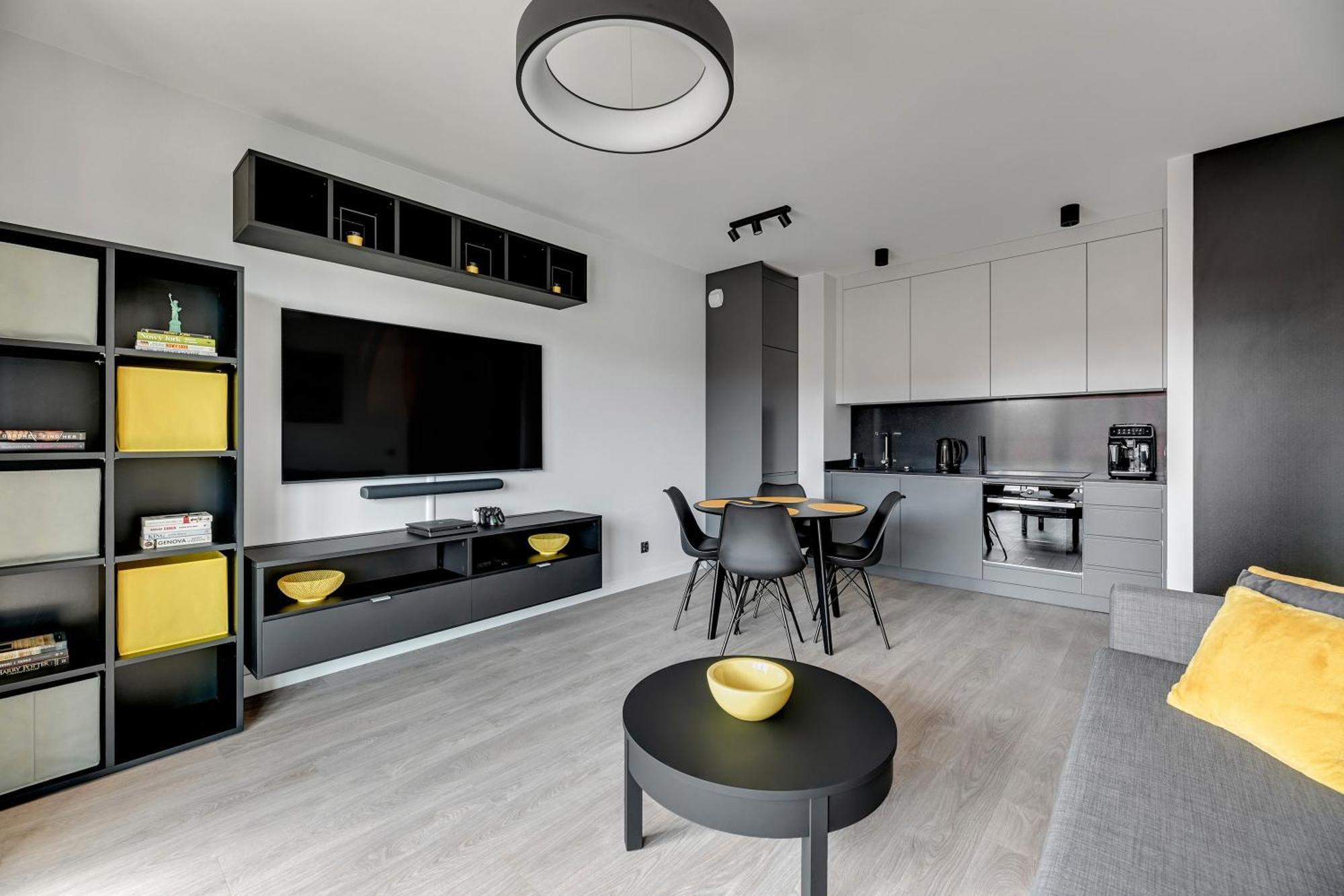 Scala City Center Apartments & Studios By Lion Apartments กดัญสก์ ภายนอก รูปภาพ