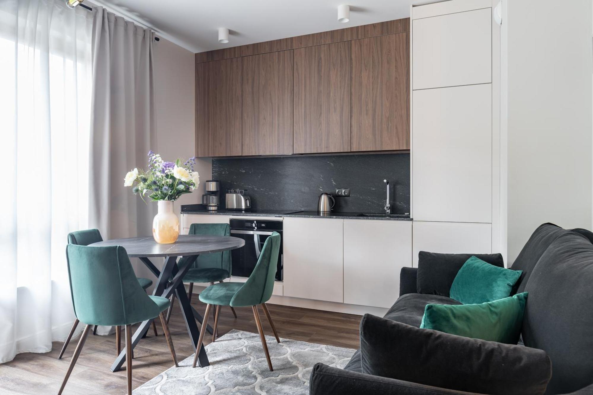 Scala City Center Apartments & Studios By Lion Apartments กดัญสก์ ภายนอก รูปภาพ