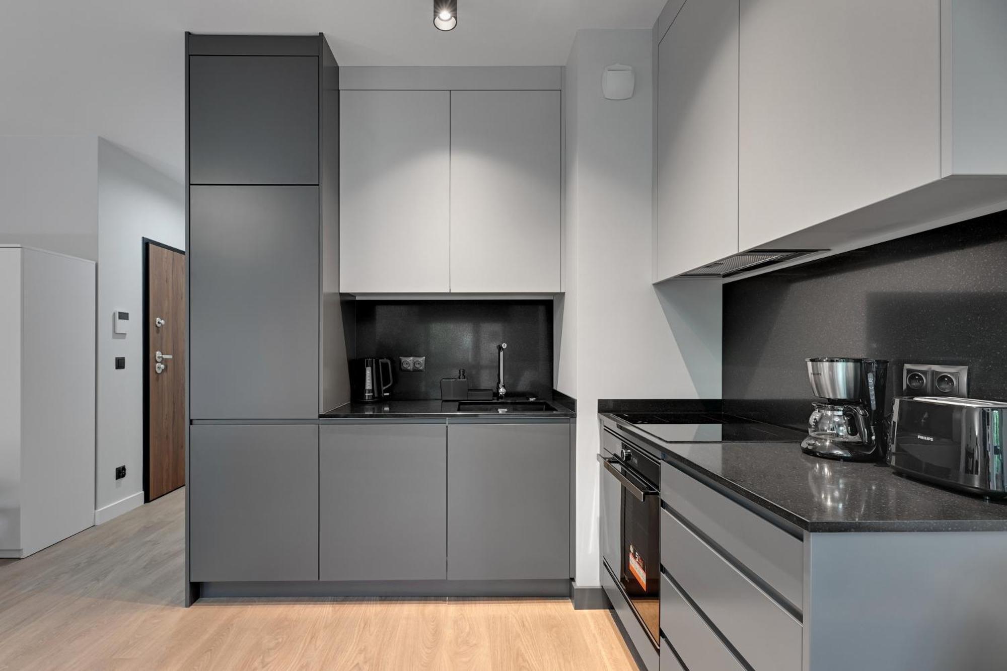 Scala City Center Apartments & Studios By Lion Apartments กดัญสก์ ภายนอก รูปภาพ