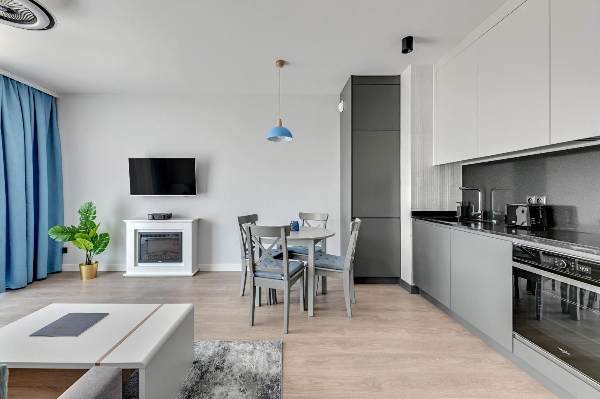 Scala City Center Apartments & Studios By Lion Apartments กดัญสก์ ภายนอก รูปภาพ